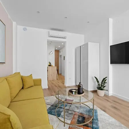 Διαμέρισμα Giardini M *